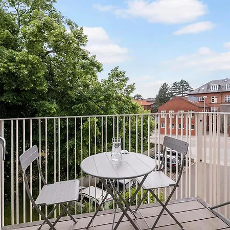 Urban Retreat In The Calmest Neighborhood Aarhus